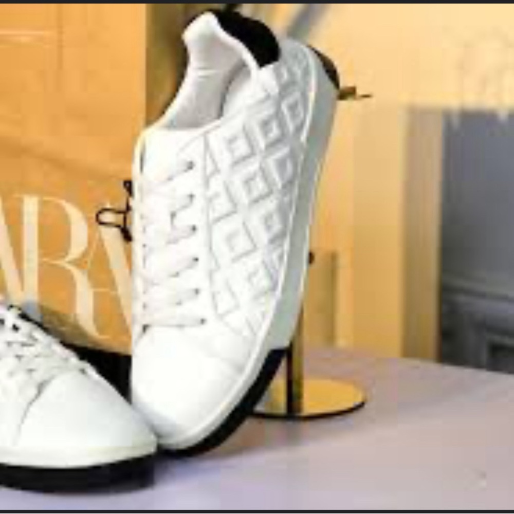 Zara white leather sneakers for men size 41 /8